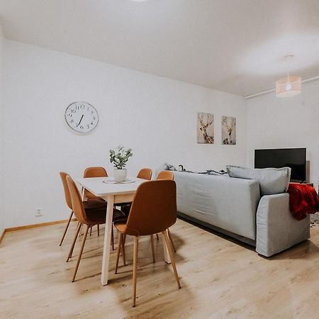 Apartment, Sleepwell, Tyynimeri With Private Parking And Optional Private Sauna ヘルシンキ エクステリア 写真