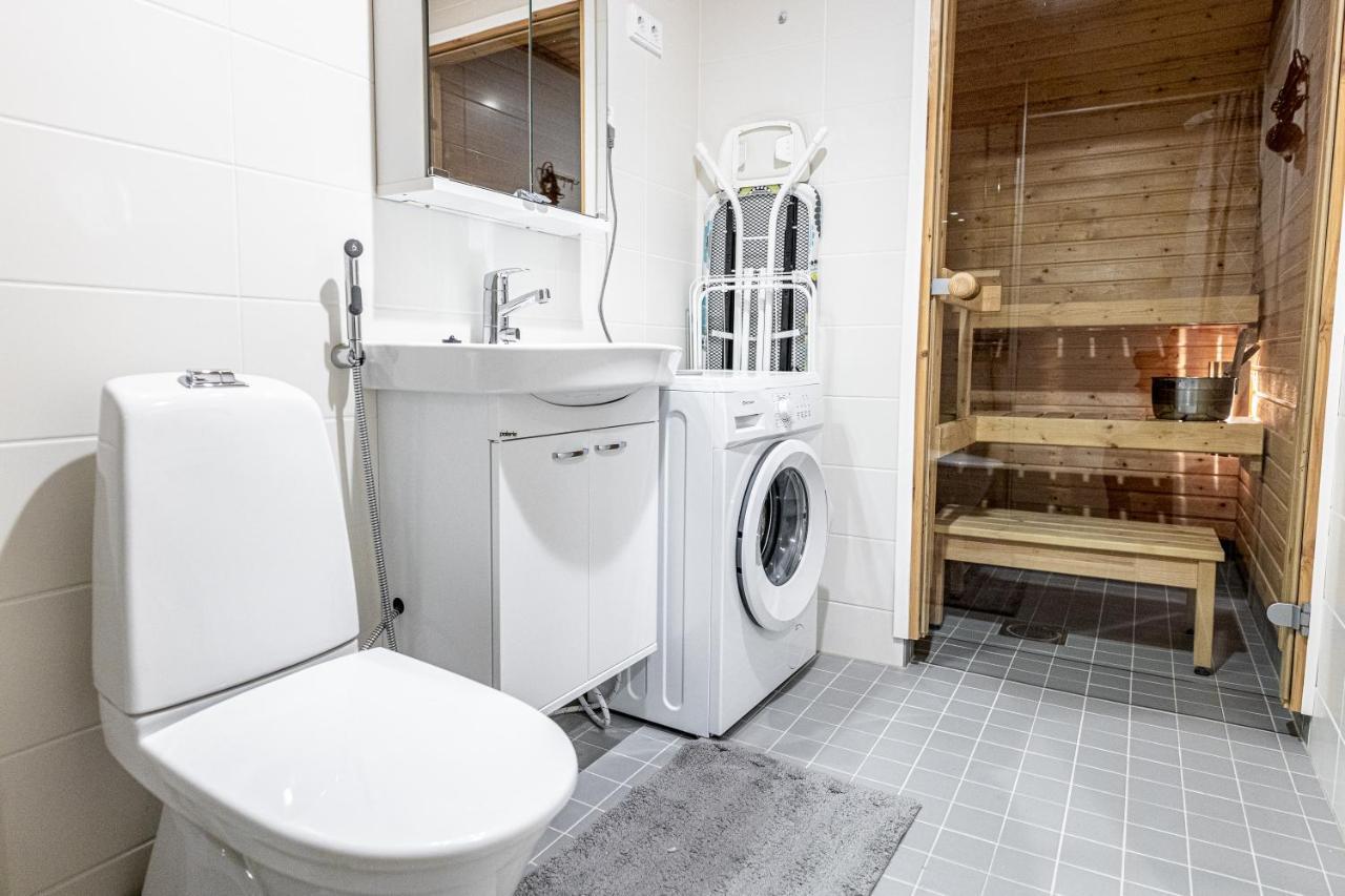 Apartment, Sleepwell, Tyynimeri With Private Parking And Optional Private Sauna ヘルシンキ エクステリア 写真