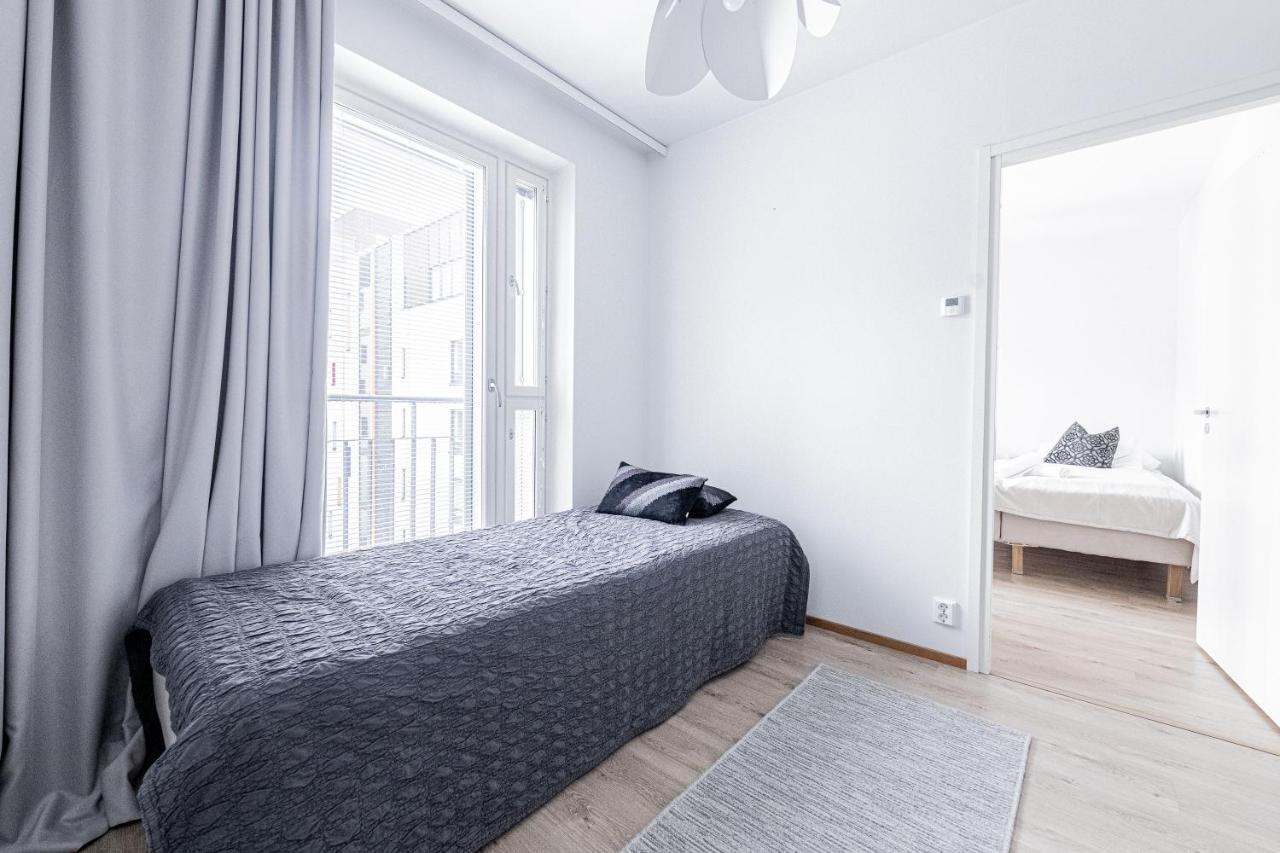 Apartment, Sleepwell, Tyynimeri With Private Parking And Optional Private Sauna ヘルシンキ エクステリア 写真