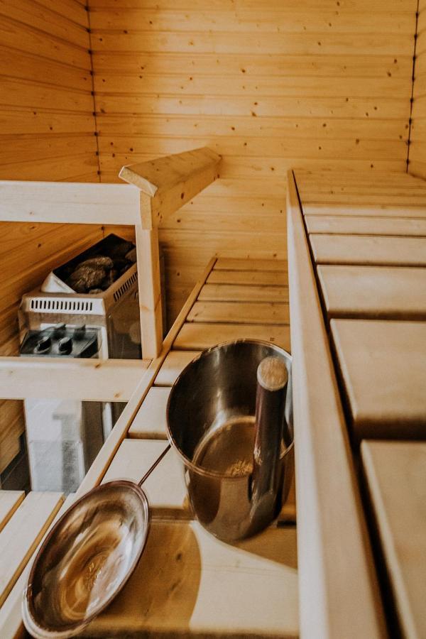 Apartment, Sleepwell, Tyynimeri With Private Parking And Optional Private Sauna ヘルシンキ エクステリア 写真