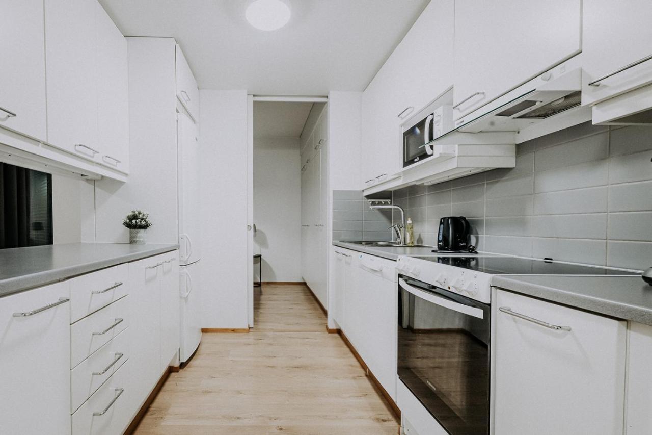 Apartment, Sleepwell, Tyynimeri With Private Parking And Optional Private Sauna ヘルシンキ エクステリア 写真