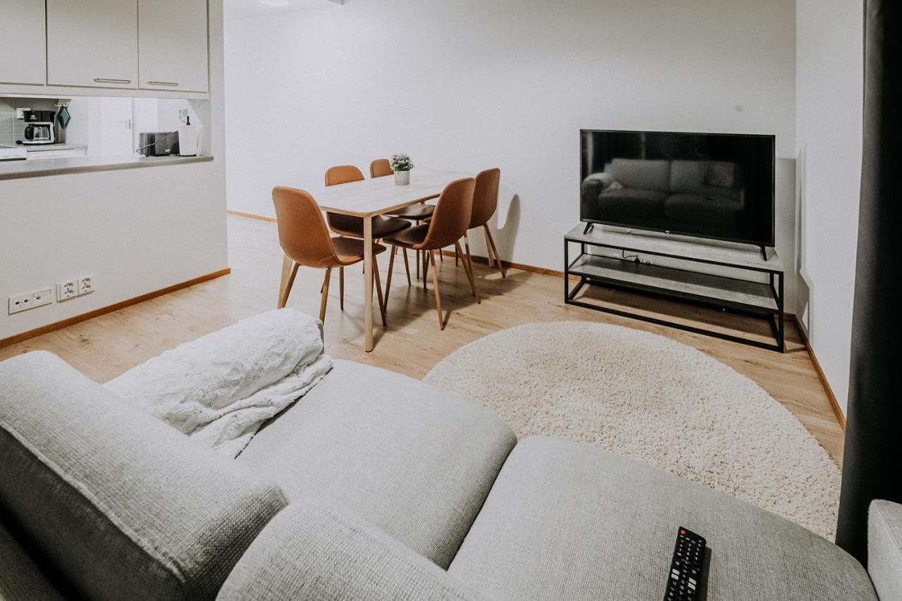 Apartment, Sleepwell, Tyynimeri With Private Parking And Optional Private Sauna ヘルシンキ エクステリア 写真
